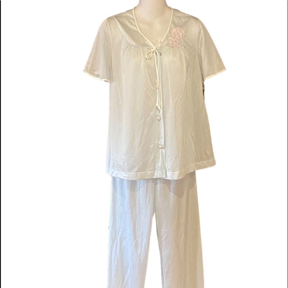 Vintage Lorraine Ice Blue Two Piece Pajama Set NWT white floral pearl trim-Small
